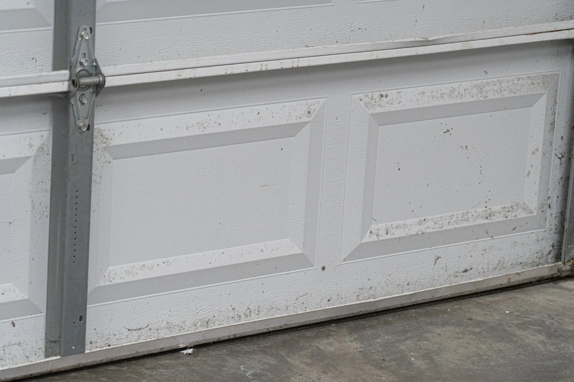 How To Tell A Spring Is Broken - garage door guidance from AZ Garage Door Pros in New River, AZ